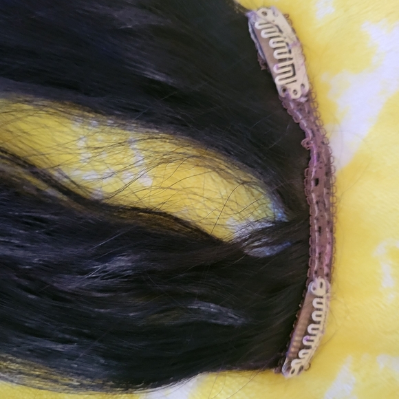 BELLAMI 24 inch clip in extensions BUNDLED - Picture 5 of 16